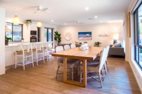 Endless Summer Beach Retreat-pet friendly, walk to shops